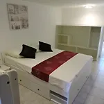 Family Friendly Seaside Preko, Ugljan - 8232 Apartment Poljana (Ugljan)