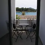 Apartment Family Friendly Seaside Preko, Ugljan - 8232