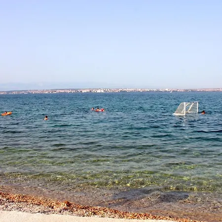 Family Friendly Seaside Preko, Ugljan - 8232 *