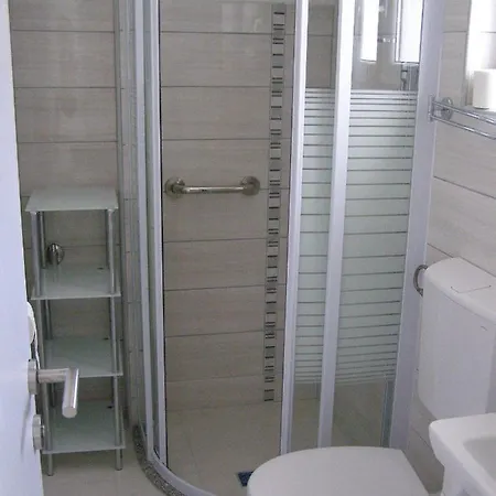 Apartmán Family Friendly Seaside Preko, Ugljan - 8232