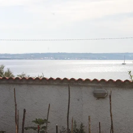 Family Friendly Seaside Preko, Ugljan - 8232 Poljana (Ugljan)