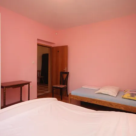 Apartmán Family Friendly Seaside Preko, Ugljan - 8232 Poljana (Ugljan)