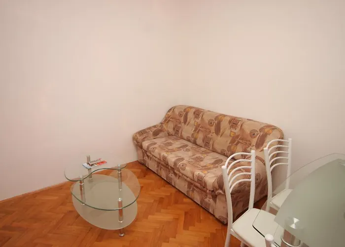 Family Friendly Seaside Preko, Ugljan - 8232