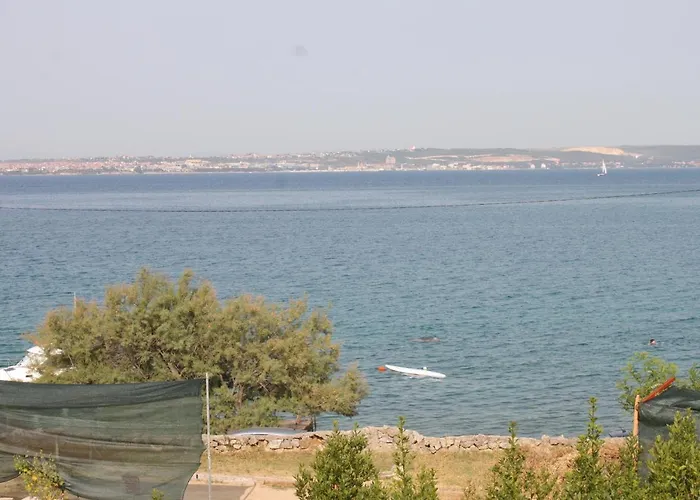 Family Friendly Seaside Preko, Ugljan - 8232 Apartment